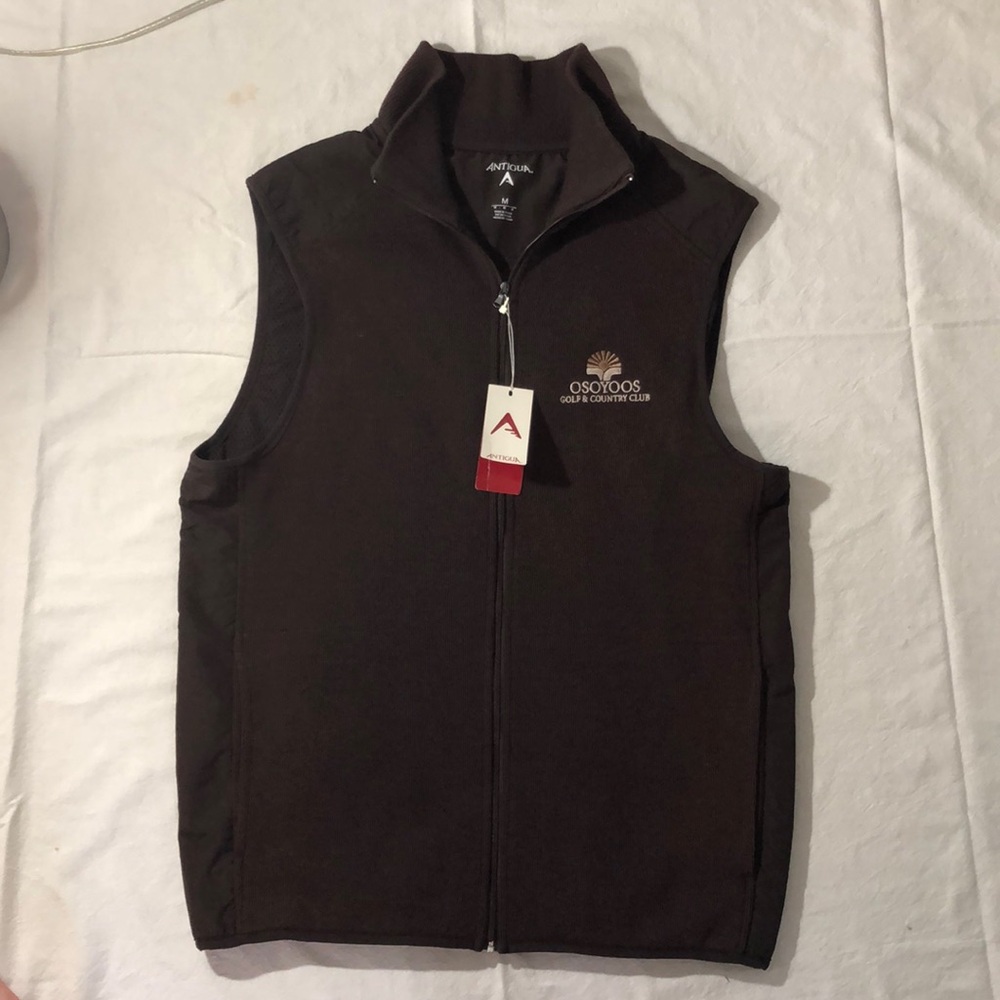 NWT. M Antigua vest w Osoyoos Logo - brown
